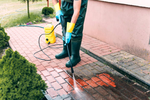 Garage Pressure Washing in Scappoose, OR